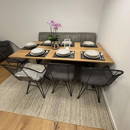 Grosse 4 Zimmer, 7 Betten 公寓 罗森海姆
