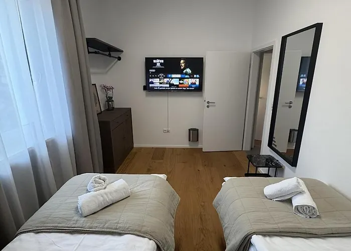Grosse 4 Zimmer, 7 Betten 罗森海姆