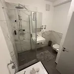Grosse 4 Zimmer, 7 Betten Appartamento